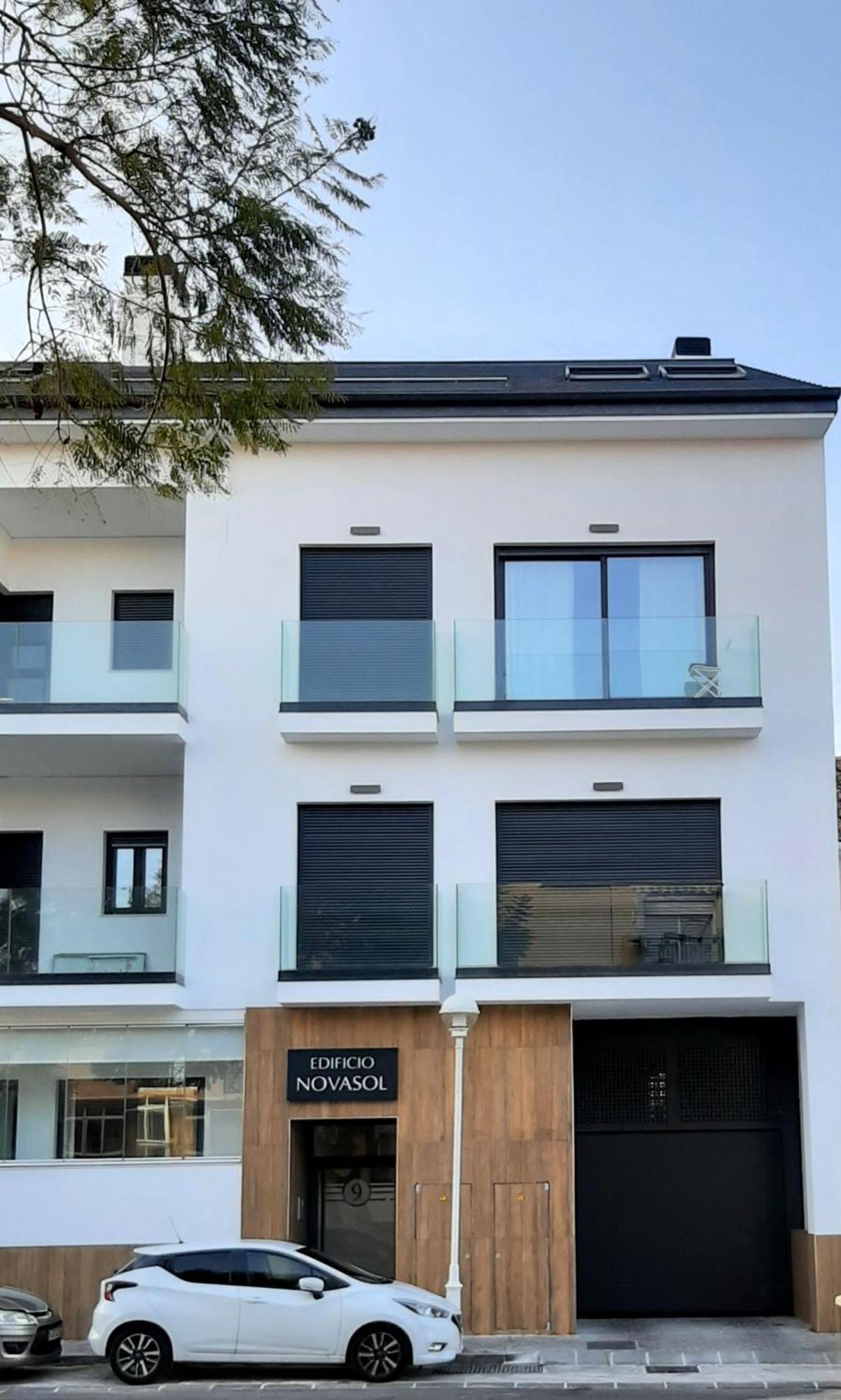 Valinor Apartments Boliches Фуeнхирола Екстериор снимка